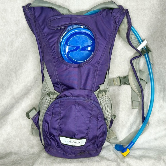 CamelBak Aurora Hydration Pack Purple 2.5L Reservoir Backpack Hiking READ - Picture 1 of 8